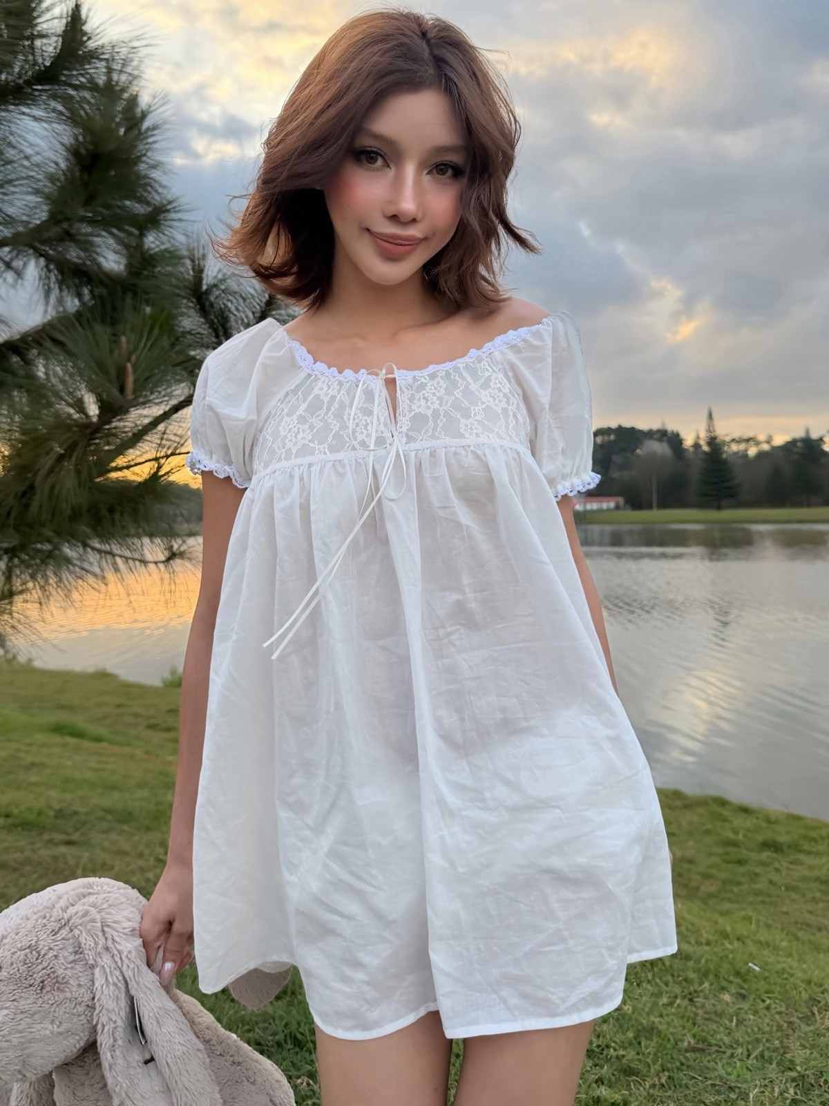 Beyaz Omuzları Açık Dantel Bab - Off Shoulder Puff Sleeve Sundress incelemesi ve fiyatı