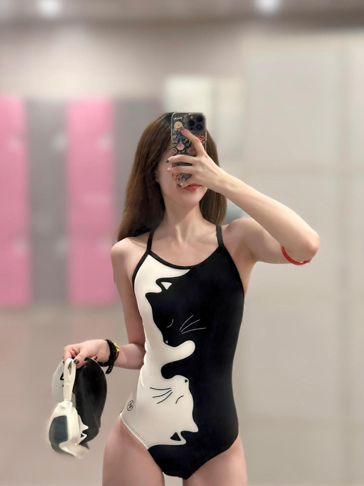 Siyah Beyaz Kedi Baskılı Kadın - Swimwear incelemesi ve fiyatı